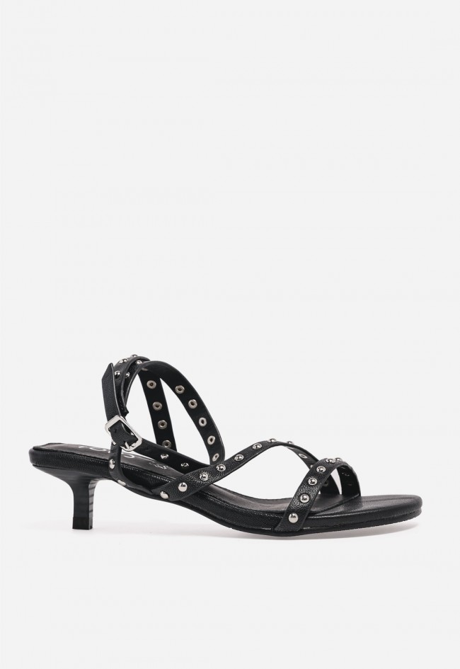 Sandalia negra de piel con tachuelas TOP 3 SF1630 – diseño trendy y elegante para vestir