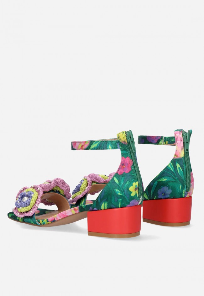 Sandalia floral verde con flores EXÉ CAPRI-400 – romanticismo chic y estilo único