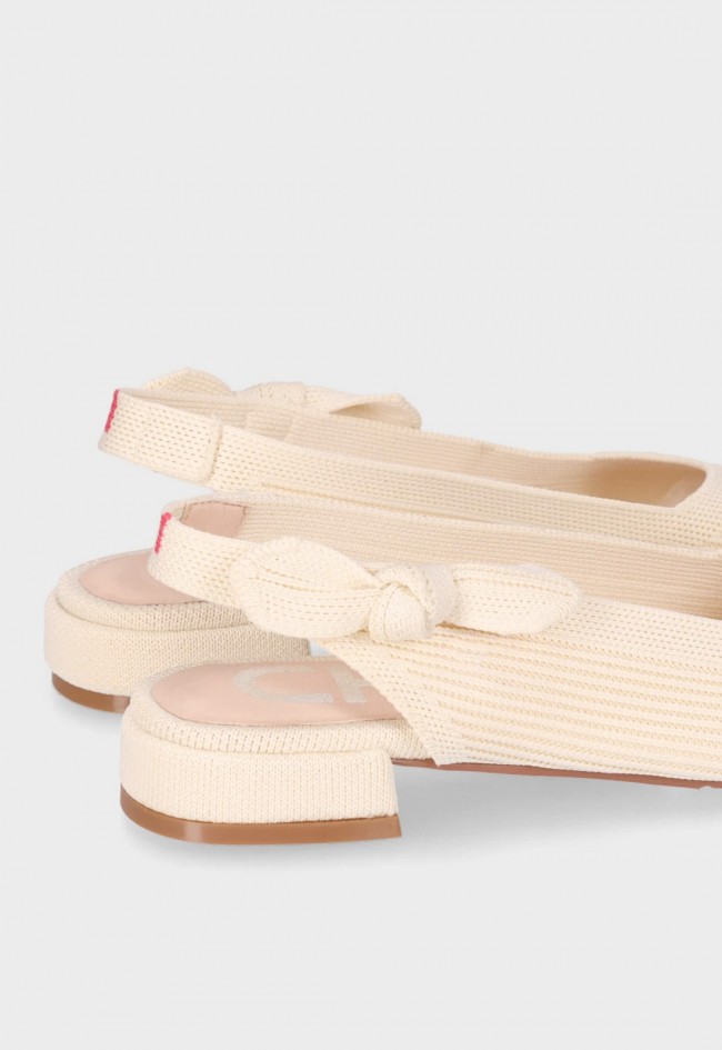 Bailarina destalonada beige de tejido Chika10 Opalo 01 – ligera, femenina y muy versátil