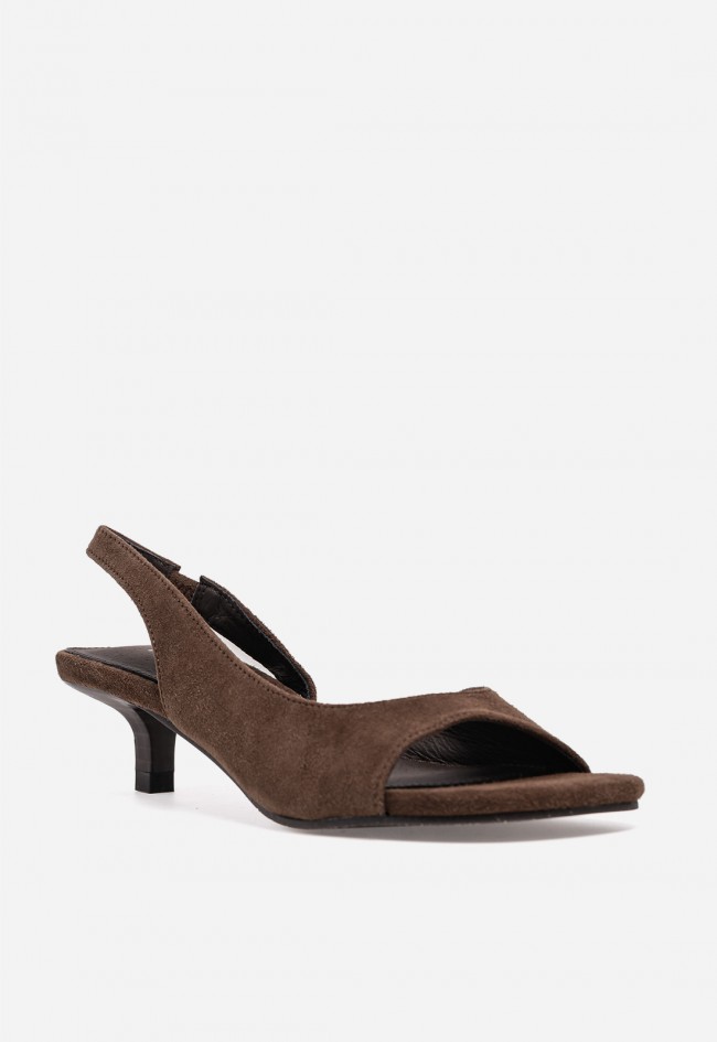 Sandalia moka de piel TOP 3 SF1628 – elegancia minimalista y comodidad para vestir