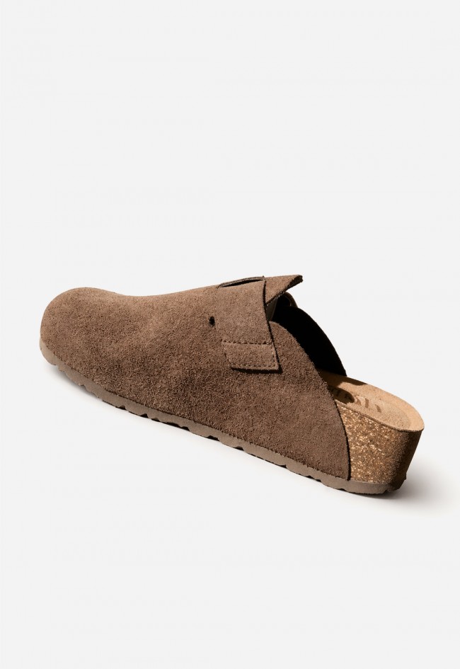 Zueco bio de piel Yokono Wiwi-264 con hebilla ajustable