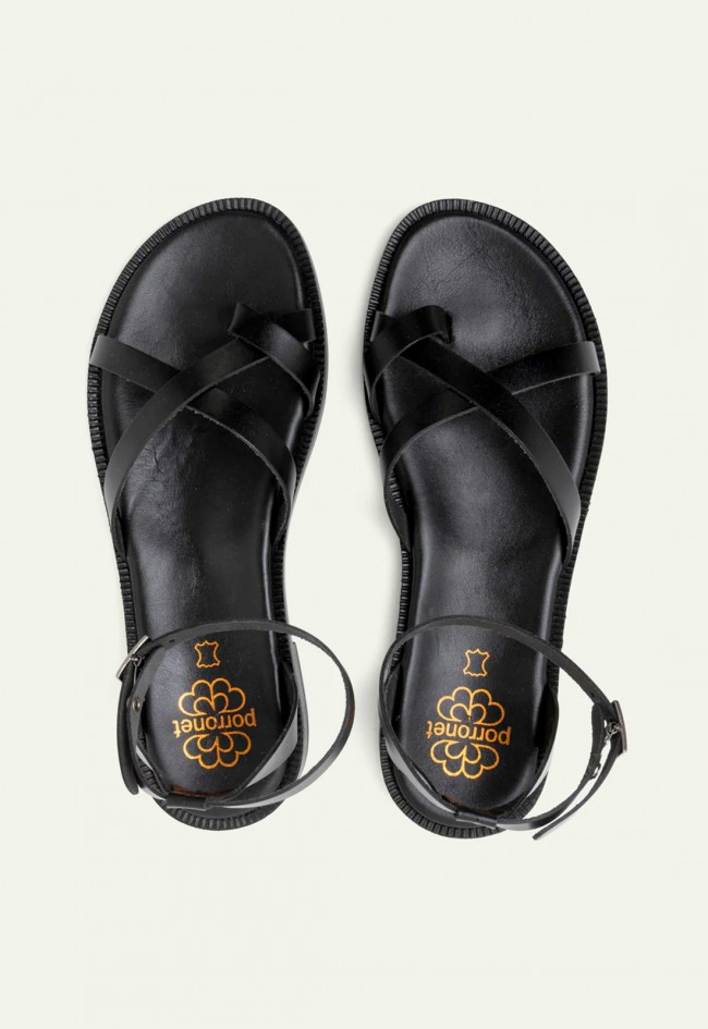 Sandalia plana esclava negra de piel Porronet Cecilia artesanal