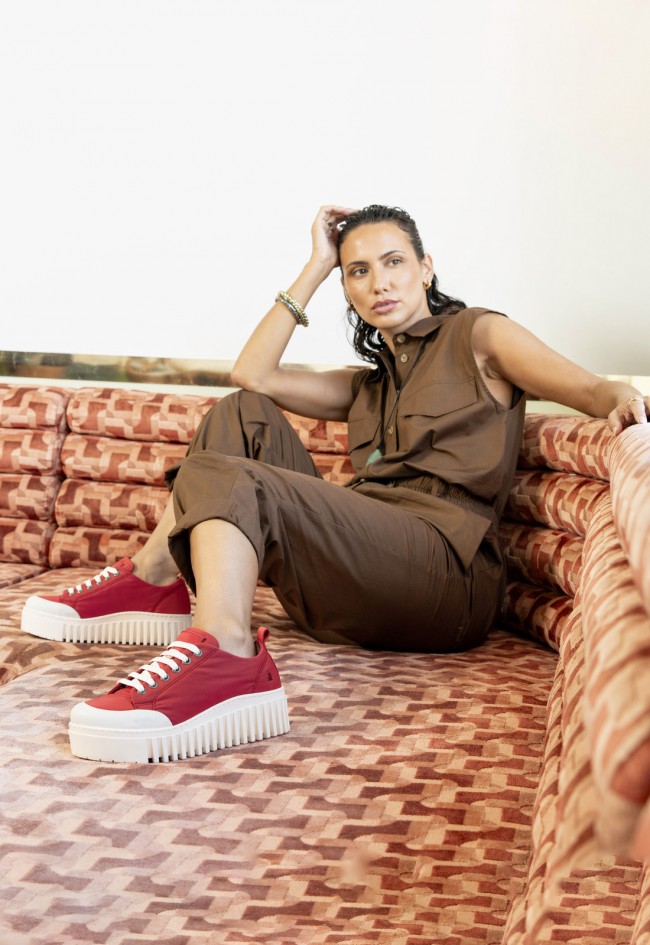 Zapatilla de plataforma roja ligera ART Brighton de mujer