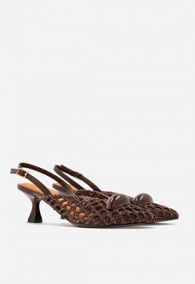 Zapato destalonado trenzado de mujer Noa Harmon 10342-55 moka con puntera fina