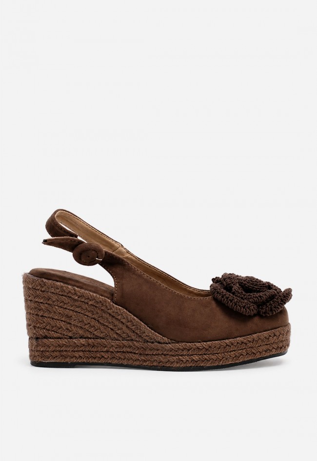 Alpargata mujer moka Identity 5040 – cuña de esparto y flor crochet