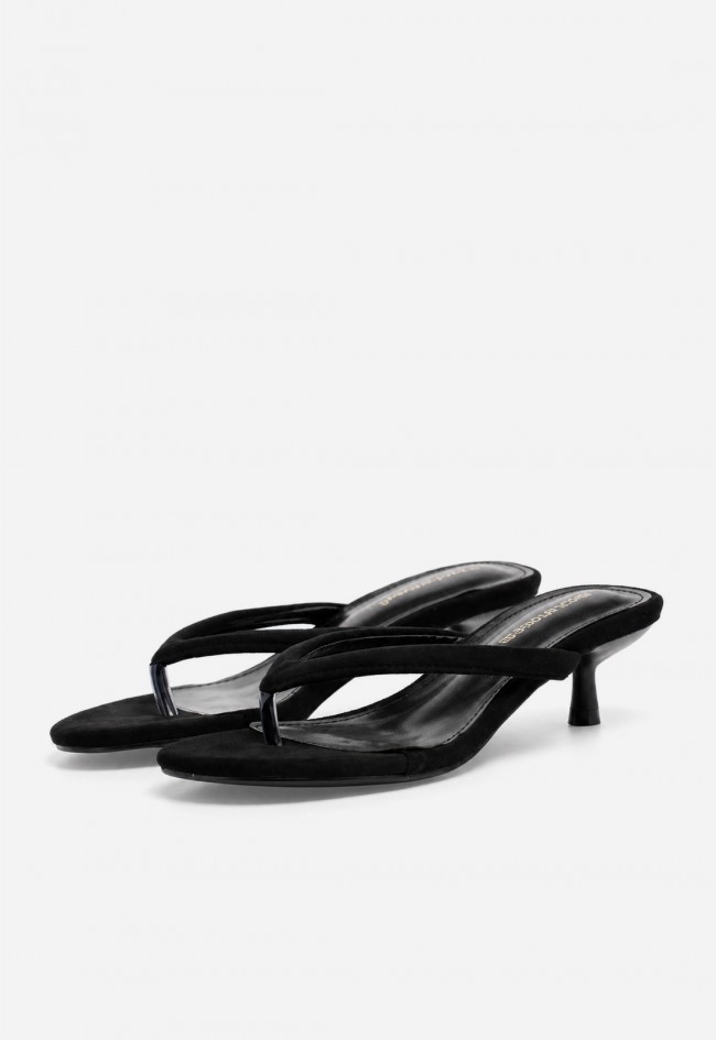 Sandalia mule mujer negra Identity 3280 – diseño de dedo y tacón kitten chic