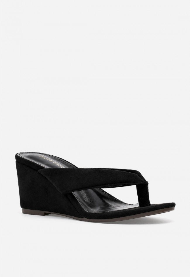 Sandalia mule mujer negra Identity 3279 – cuña cómoda y diseño de dedo