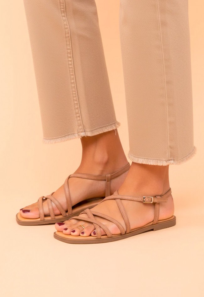 Sandalias Porronet Bonnie taupe de piel con tiras cruzadas