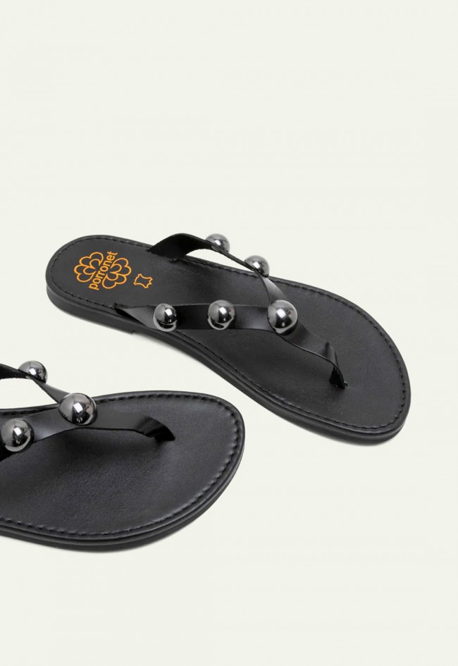 Sandalias Porronet Aurora negras con tachuelas esféricas