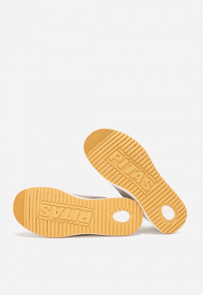 Náutico de hombre Pitas Bay Beige ultraligero con estilo moderno