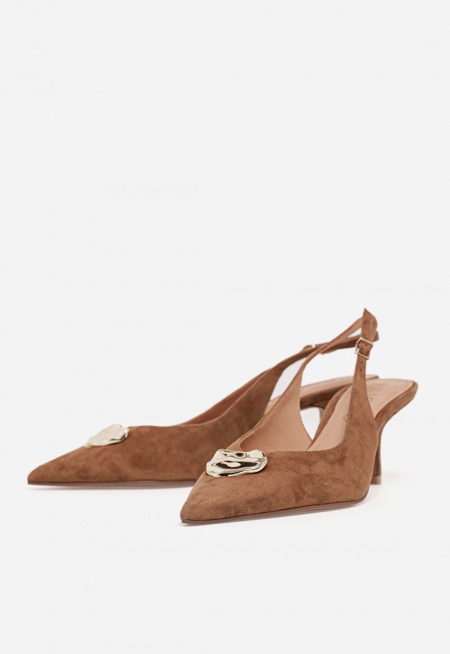 Zapato destalonado VAS JM1194 de piel cuero con detalle joya