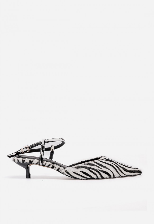 Zapato destalonado VAS YR1051 de piel con estampado cebra