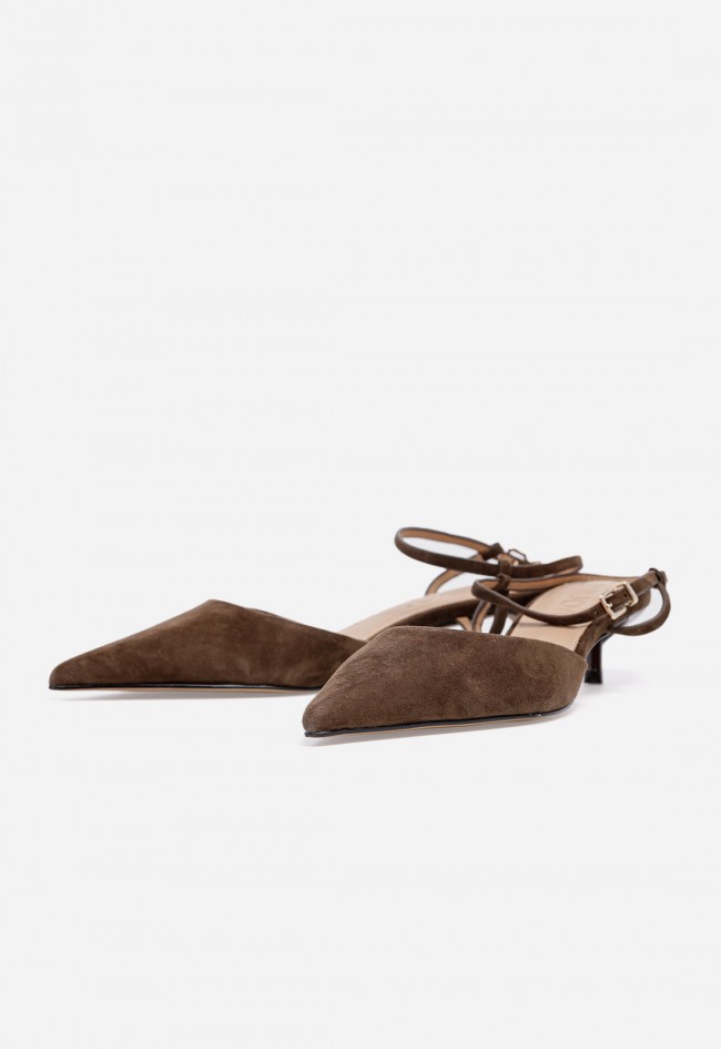 Zapato destalonado VAS YR1051 de piel color chocolate