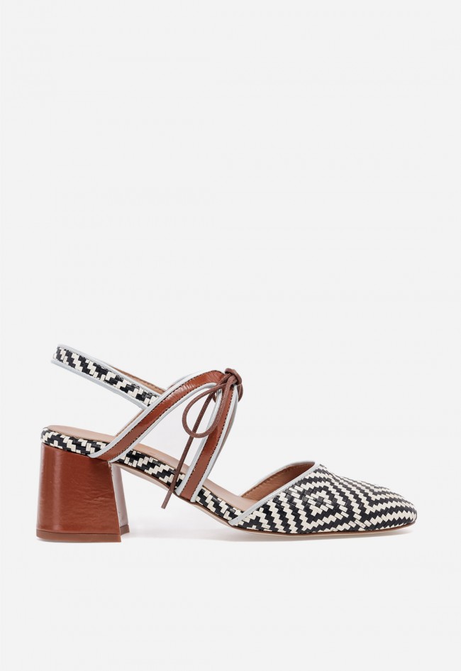 Zapato destalonado de piel GLO Rina con diseño exclusivo y tacón ancho