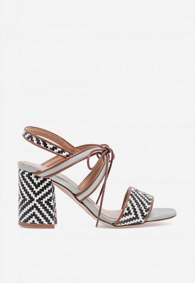Sandalia de piel GLO Mariposa de diseño exclusivo con tacón ancho
