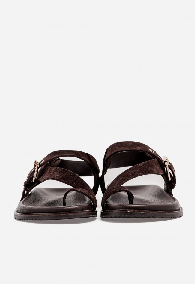 Sandalia plana de mujer GLO d27161-803v en piel moka con hebilla dorada y estilo boho chic