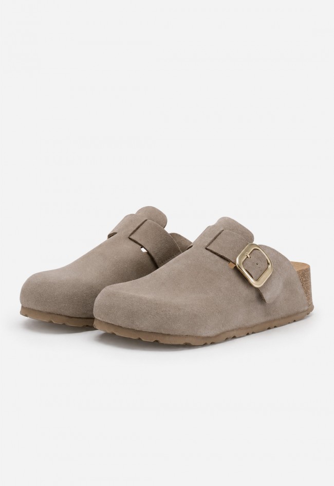 Zueco de plataforma mujer Yokono WIWI-264 tostado en piel para un estilo natural y sofisticado