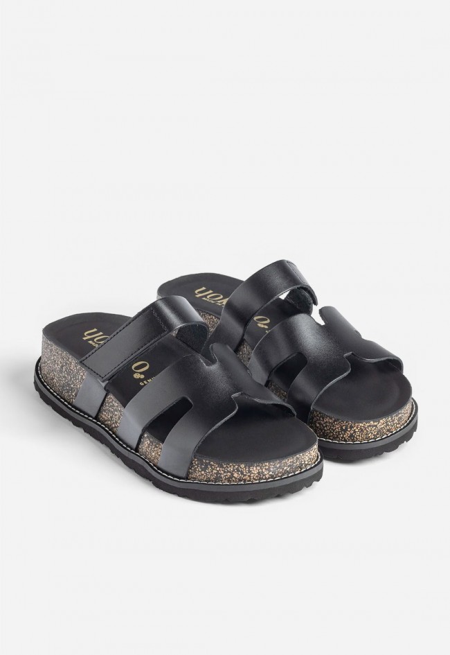 Sandalia mujer Yokono OCA-125 negra en piel, plataforma cómoda con estilo urbano
