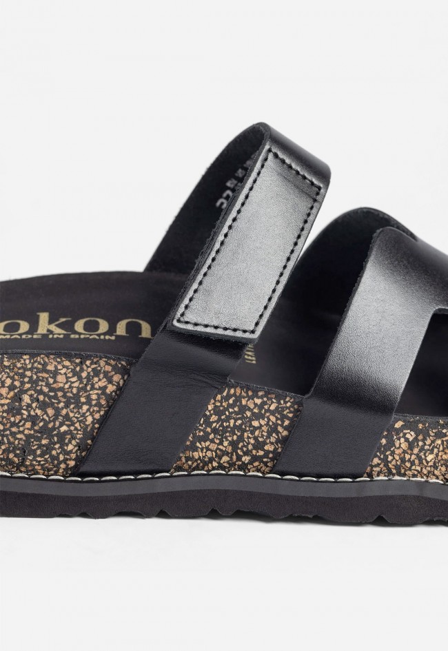 Sandalia mujer Yokono OCA-125 negra en piel, plataforma cómoda con estilo urbano