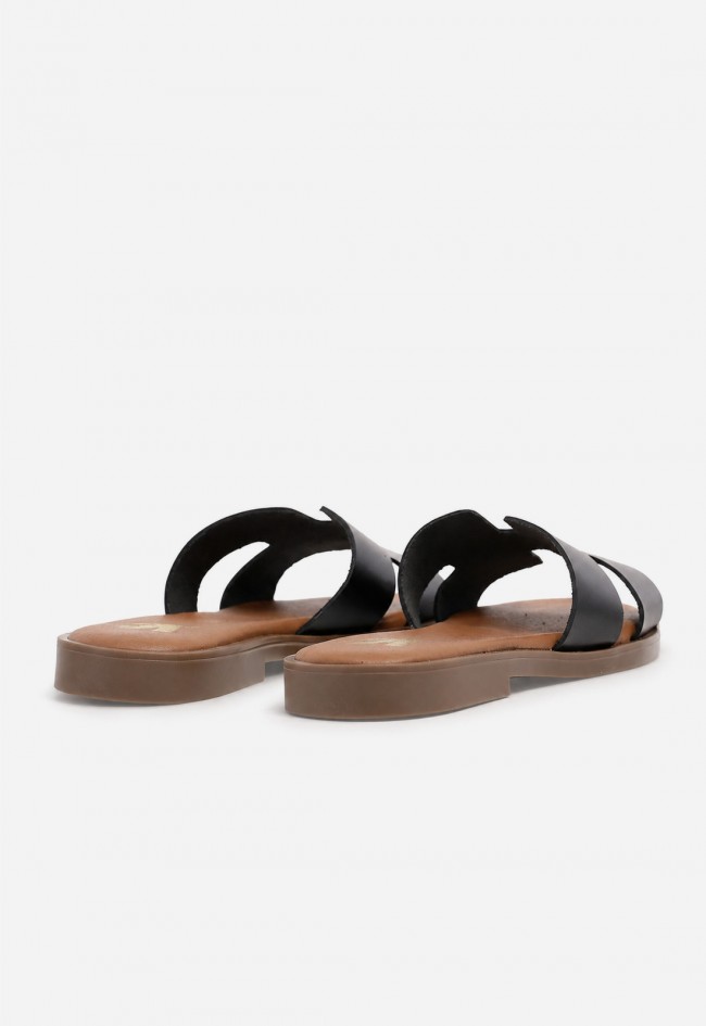 Sandalia plana mujer VAS 606 en piel negra, minimalismo chic para vestir el verano