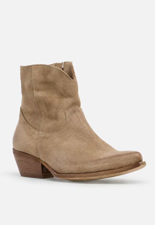 Botín cowboy mujer GLO 1356/201 en piel color arena, western chic con actitud