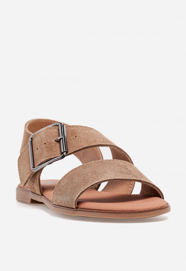 Sandalia plana VAS Naira en piel color cuero para un estilo natural y sofisticado