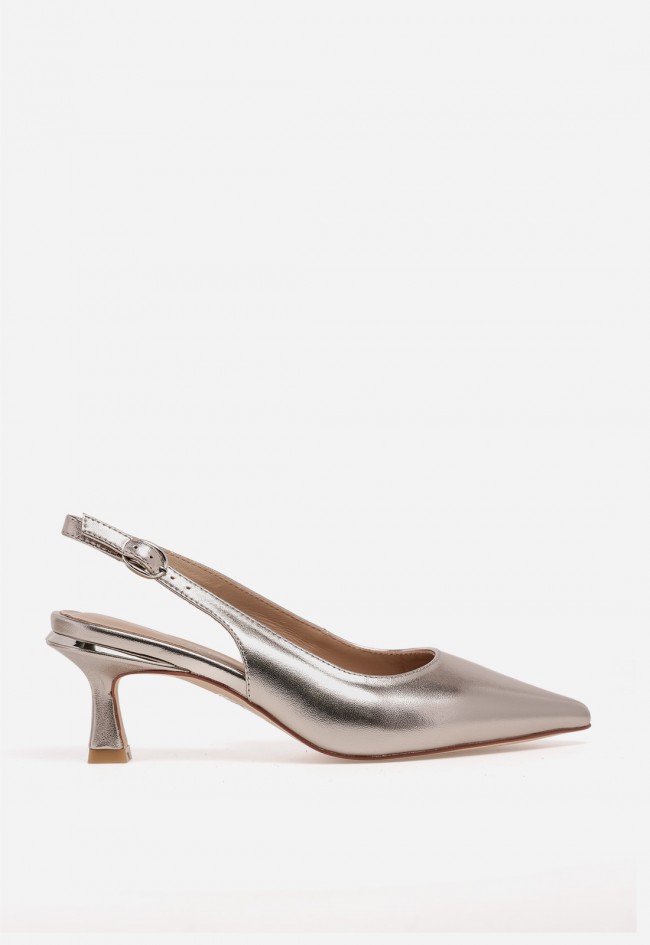 Zapato destalonado Alma en Pena en piel metalizada – sofisticación elegante para invitada