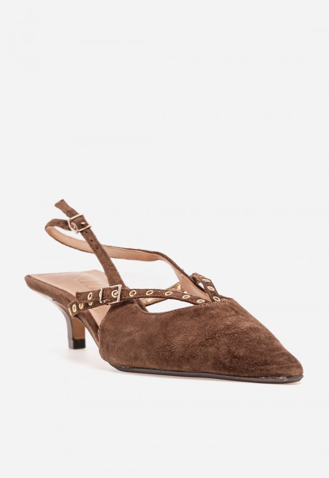 Zapato destalonado Inuovo moka en piel con pulsera joya