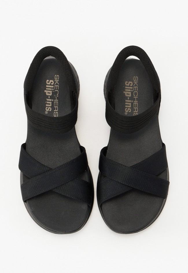 Sandalia deportiva Skechers Ultra Flex 3.0 negra con confort Slip-ins