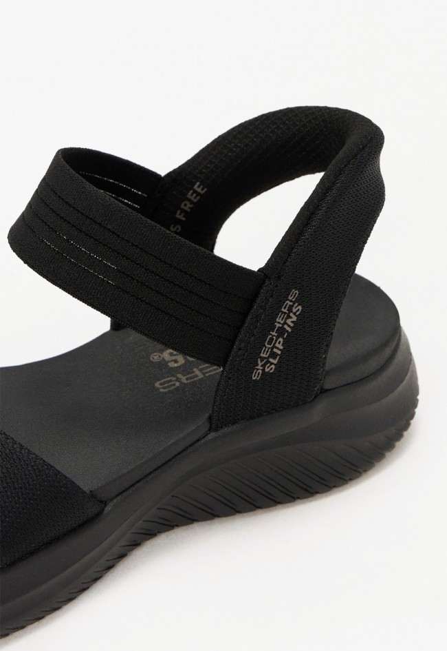 Sandalia deportiva Skechers Ultra Flex 3.0 negra con confort Slip-ins