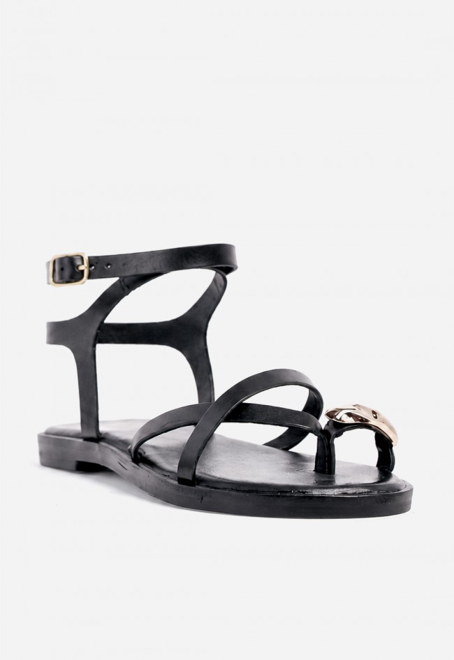 Sandalia plana de mujer VAS en piel negra, elegancia effortless para el verano