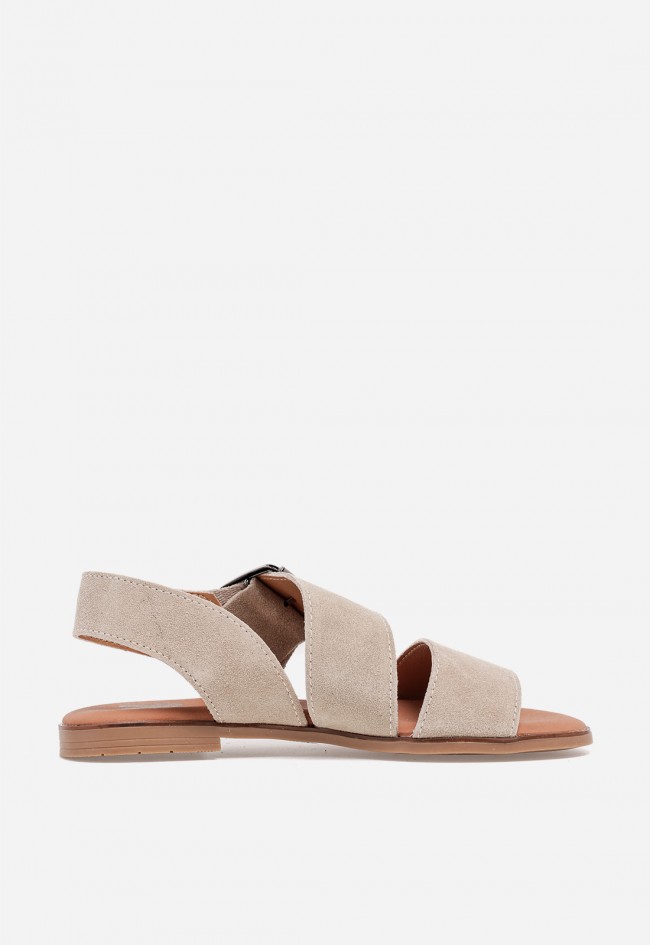 Sandalia plana de mujer VAS en piel beige con hebilla maxi, minimalismo que enamora