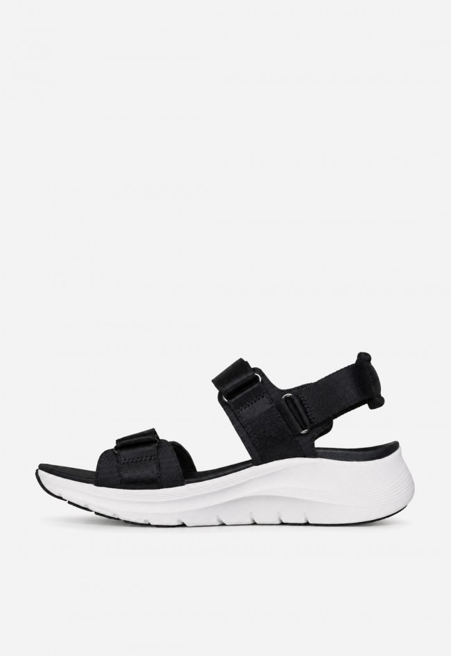 Sandalias Skechers Arch Fit 2.0 Go-Getter mujer negro/blanco, confort deportivo para caminar con seguridad