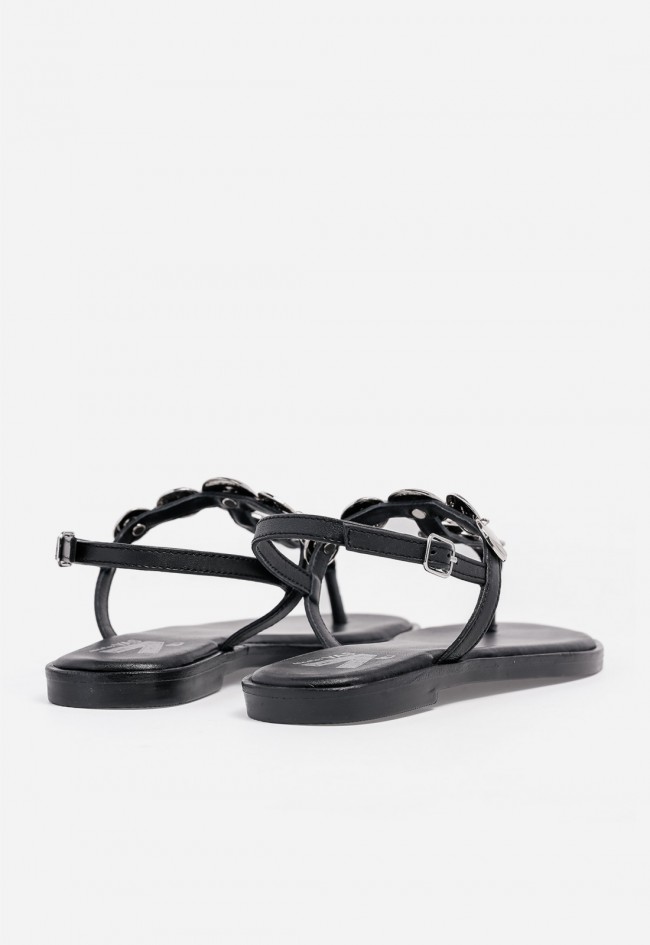 Sandalia plana de mujer VAS en piel negra con detalle joya, elegancia effortless para brillar cada día