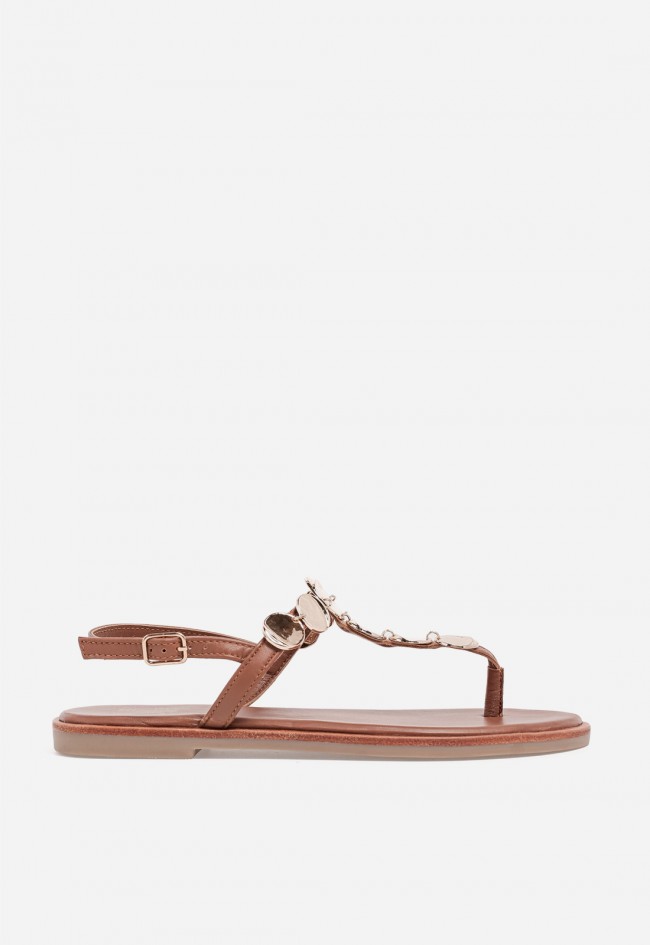 Sandalia plana de mujer VAS en piel color cuero con adornos dorados, brillo mediterráneo