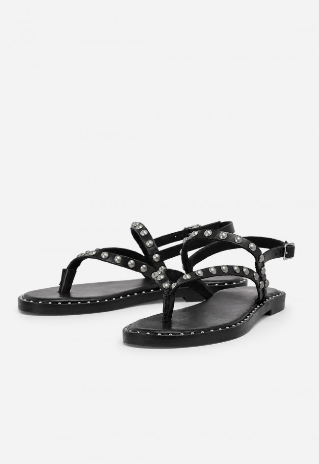 Sandalia plana de piel mujer VAS RSP-7978 negra con tachuelas, actitud effortless para brillar