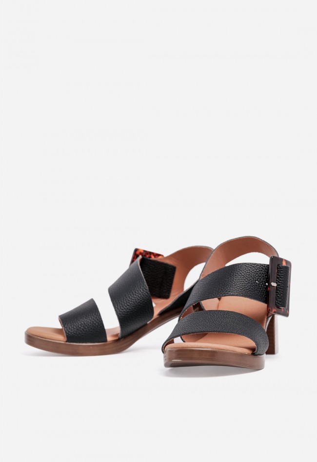 Sandalia de tacón mujer VAS New Gotica piel negra con hebilla maxi, elegancia con carácter