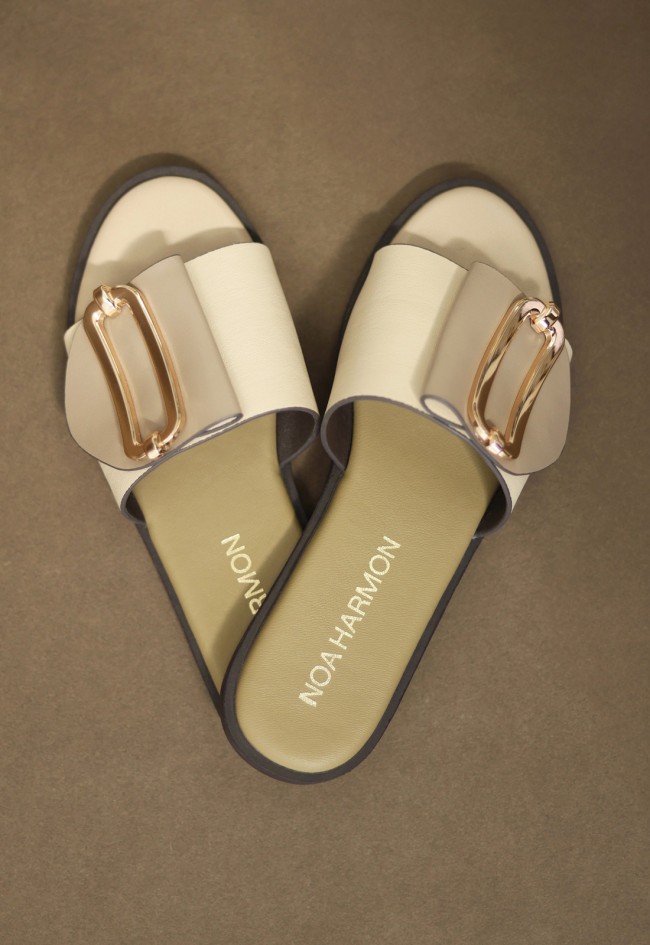 Sandalias Noa Harmon GRAPE de mujer multicolor con hebilla dorada maxi