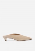 Zapatos Glo Edda 2785 de mujer en piel beige estilo mule con puntera fina