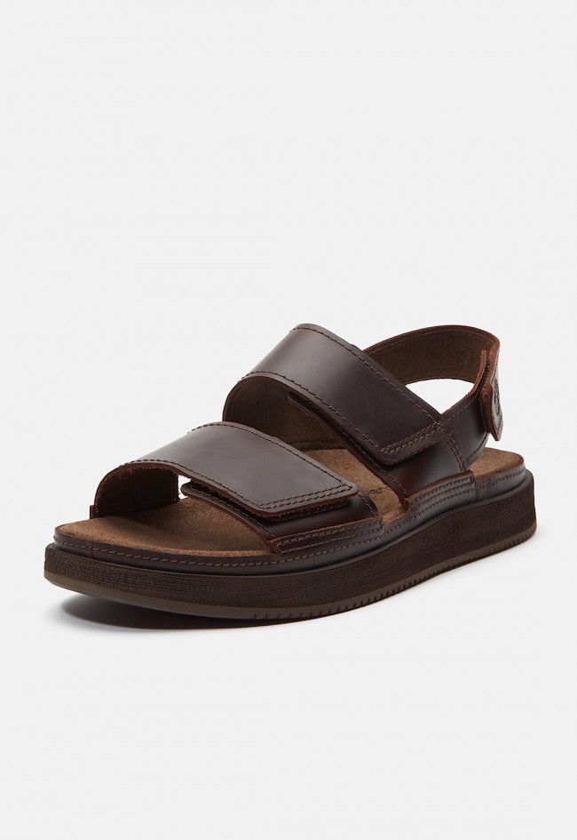 Sandalias Timberland Casco Cove de hombre marrón oscuro con tira trasera y confort TimberCush