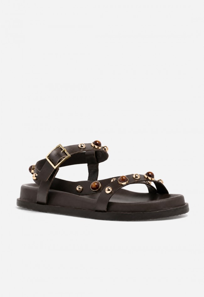 Sandalia plana VAS RPS-11369 marrón en piel con detalle joya y alma boho chic