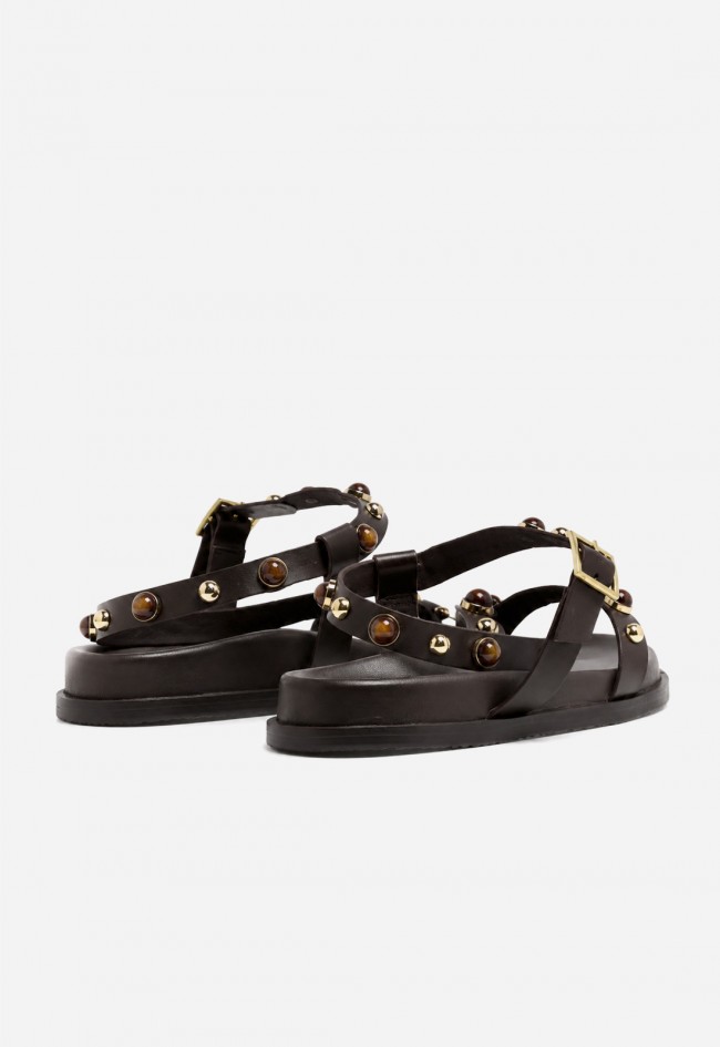Sandalia plana VAS RPS-11369 marrón en piel con detalle joya y alma boho chic