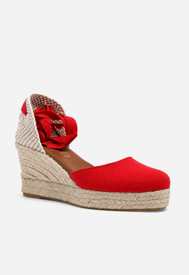 Alpargata de cuña roja Shiny 6004 para mujer, el toque que transforma tus looks de verano