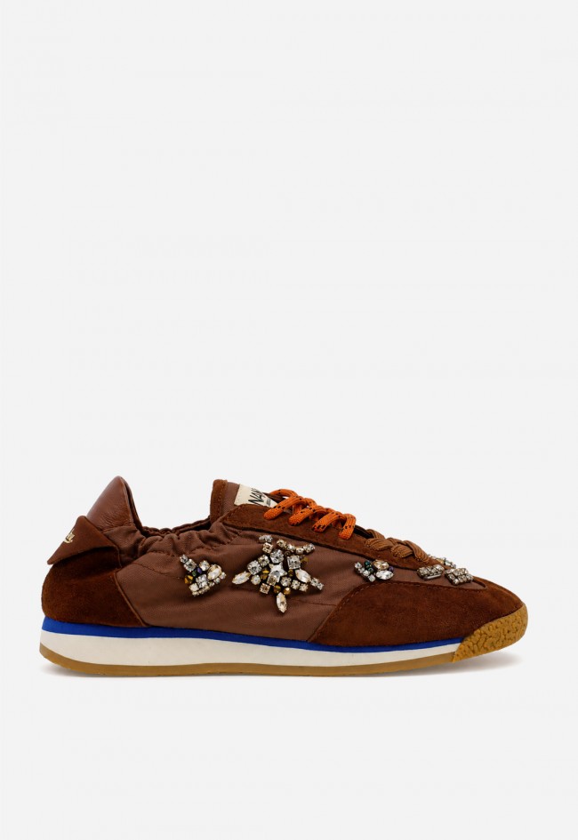 Zapatillas deportivas Movies EDX-05T de piel y textil marrón con joyas – brillo urbano para destacar
