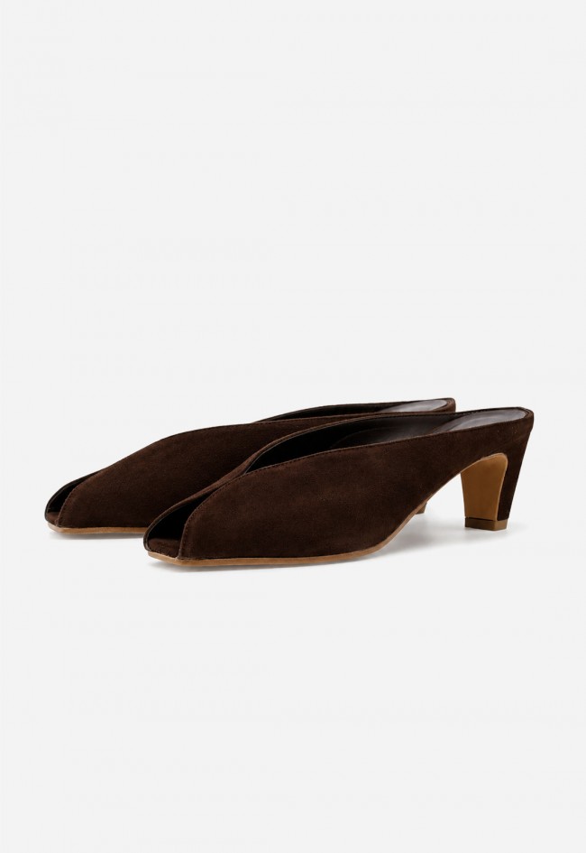 Mule de vestir Canapé 866 en piel marrón – sofisticación natural para brillar con elegancia