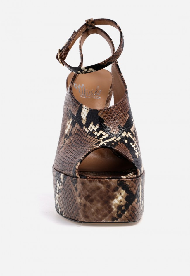 Sandalia de tacón y plataforma en piel efecto serpiente Mi Vida R3402 – pura actitud animal print