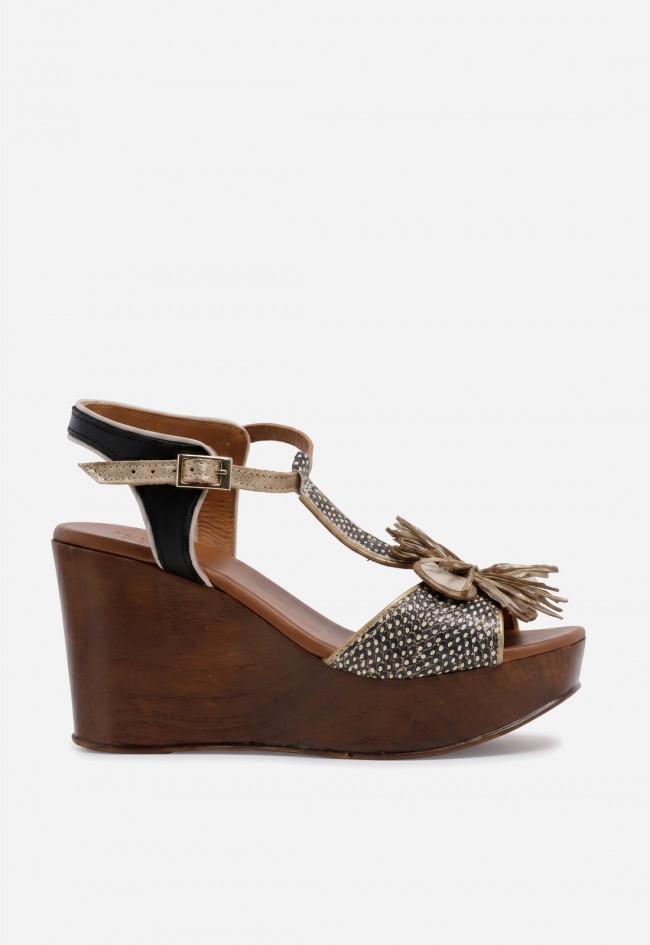 Sandalia de plataforma en piel Nemonic 2498 con estampado animal – un toque boho para destacar con estilo