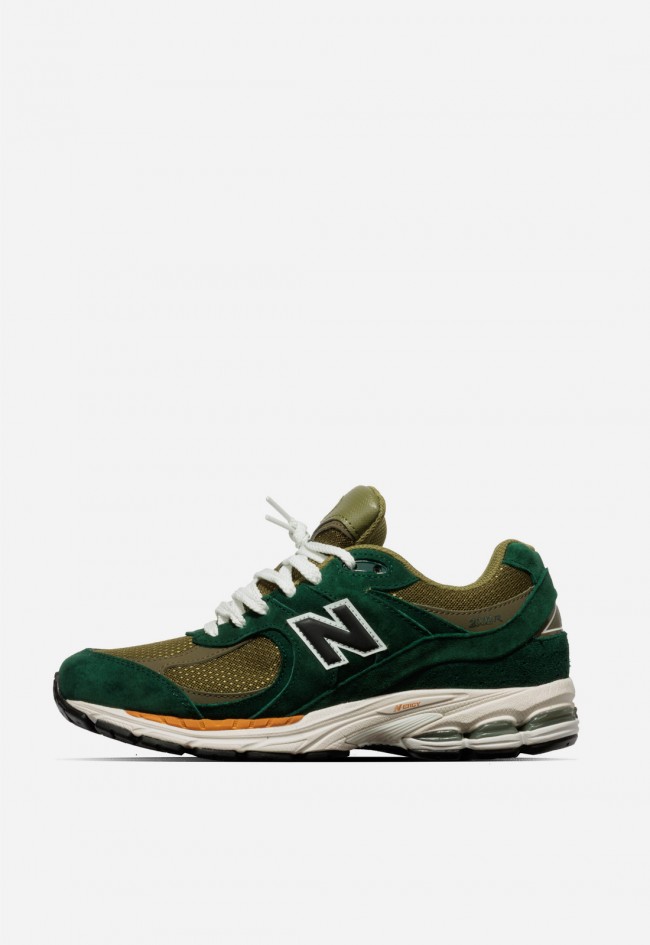 Zapatillas New Balance 2002R de hombre Nordic Green con amortiguación ABZORB