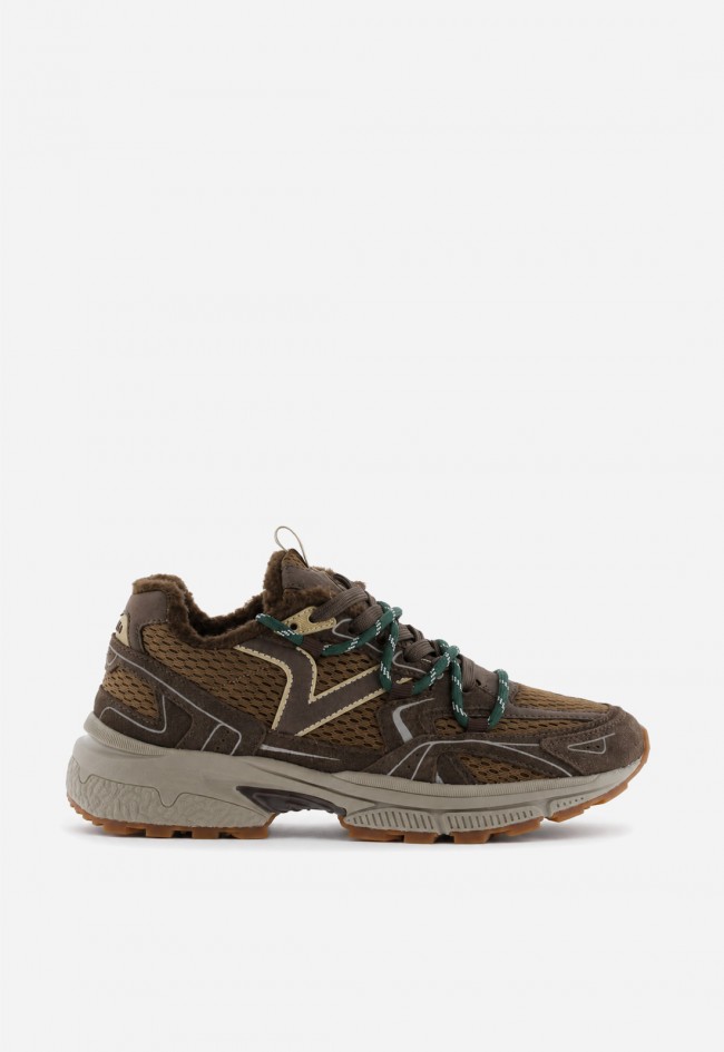 Zapatillas Victoria Mythos Trail de mujer marrones con borreguito para explorar tu propio estilo
