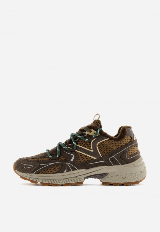 Zapatillas Victoria Mythos Trail de mujer marrones con borreguito para explorar tu propio estilo